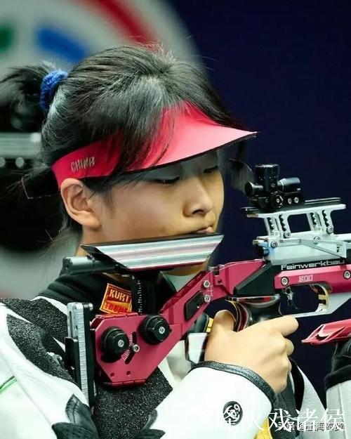 荣耀体坛明星！奉贤区开展体育名人档案收集活动